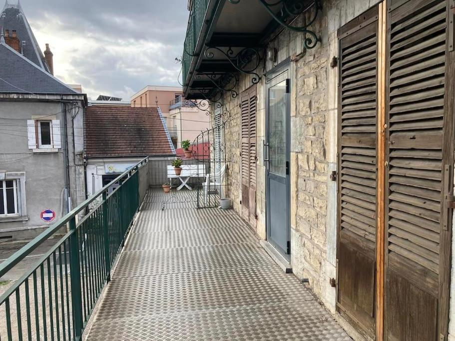 Le Voyageur Daire Besançon Dış mekan fotoğraf